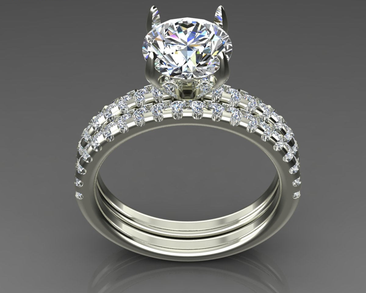 ROUND ENGAGEMENT RING
